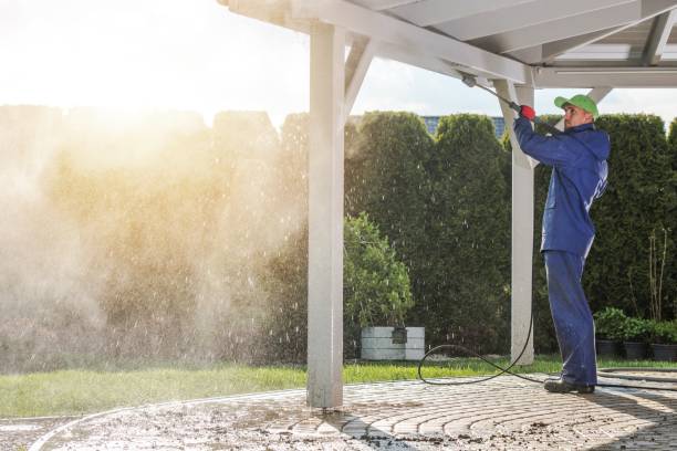 Best Playground Equipment Cleaning  in Northwoods, MO